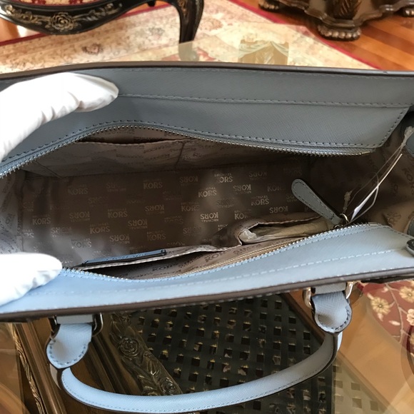 Authentic Michael kors Dillon Large handbag&wallet - Picture 5 of 8